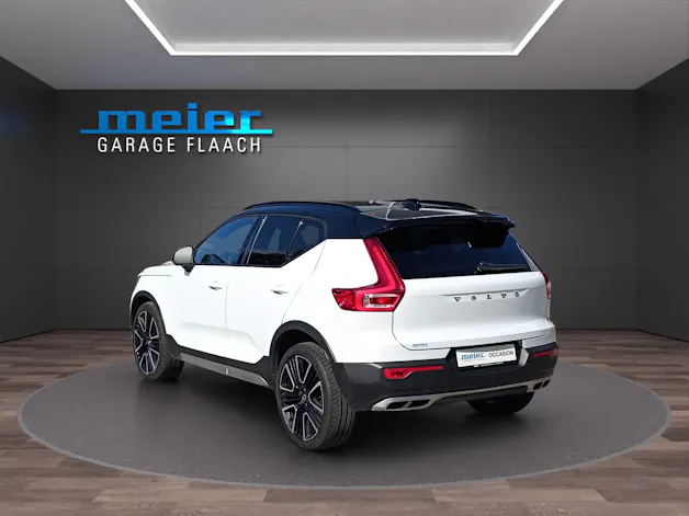 Volvo XC40 2.0 T5 R-Design AWD