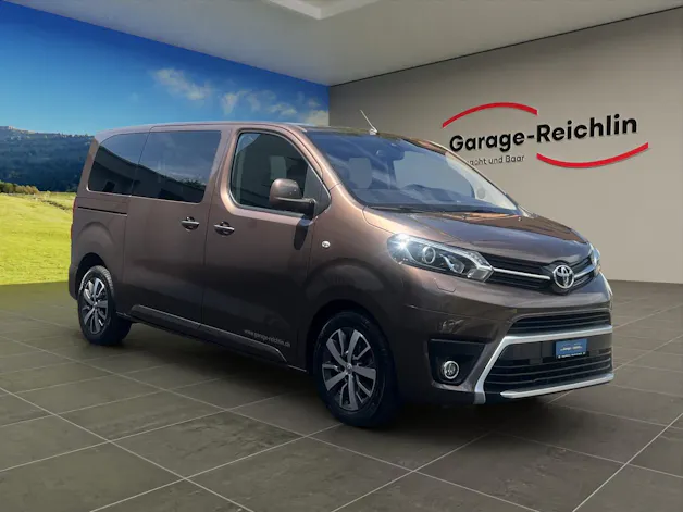 Toyota PROACE Verso L1 2.0 D Trend