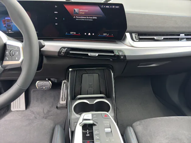 BMW iX2 xDrive30