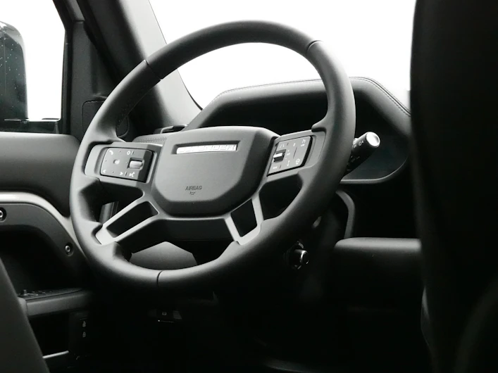 image du véhicule LAND ROVER DEFENDER