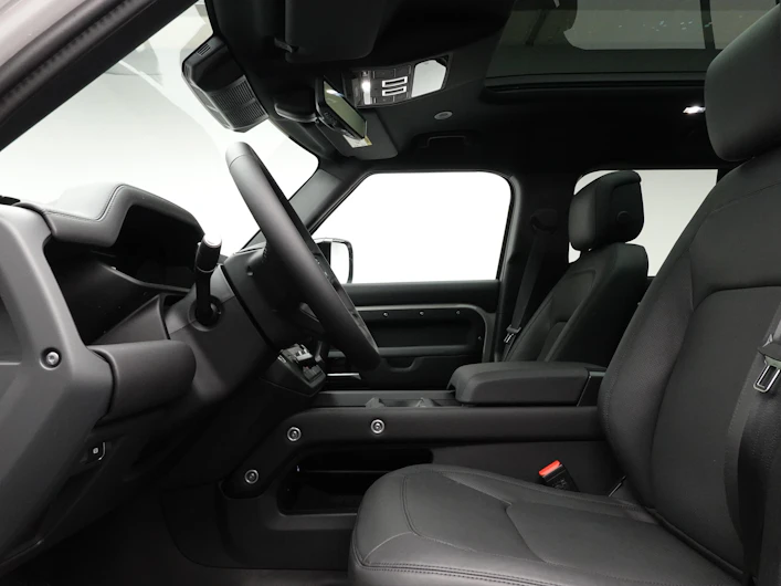 image du véhicule LAND ROVER DEFENDER