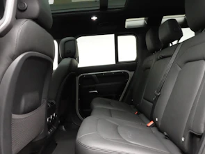 image du véhicule LAND ROVER Defender 110 3.0 D I6 350 X-Dynamic HSE
