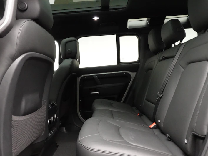 image du véhicule LAND ROVER DEFENDER