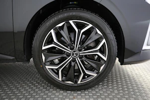 image du véhicule DS AUTOMOBILES 4 1.6 E-Tense Rivoli