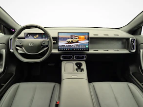 https://vehicle.imgix.net/4317133/17ecc883-e28f-4e78-bc9a-a9e3505fbddd.jpg
