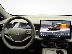 https://vehicle.imgix.net/4317137/65e0a5ce-6790-4d47-9633-af033db995ee.jpg