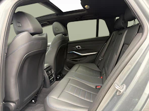 Fahrzeugbild BMW 320d xDrive SAG Touring