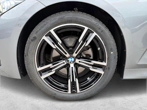 Fahrzeugbild BMW 320d xDrive SAG Touring