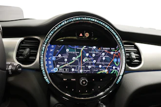 https://vehicle.imgix.net/4317163/223fb437-d8c1-4e25-a2c9-25ac52725858.JPG
