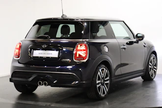 https://vehicle.imgix.net/4317163/61cf772c-a3ba-4da4-8691-13a168ad9357.JPG