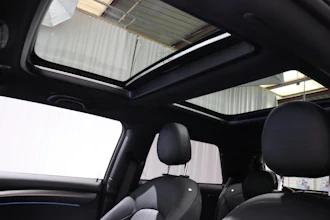 https://vehicle.imgix.net/4317163/84b3a514-c403-4000-87cf-a74a13e13216.JPG