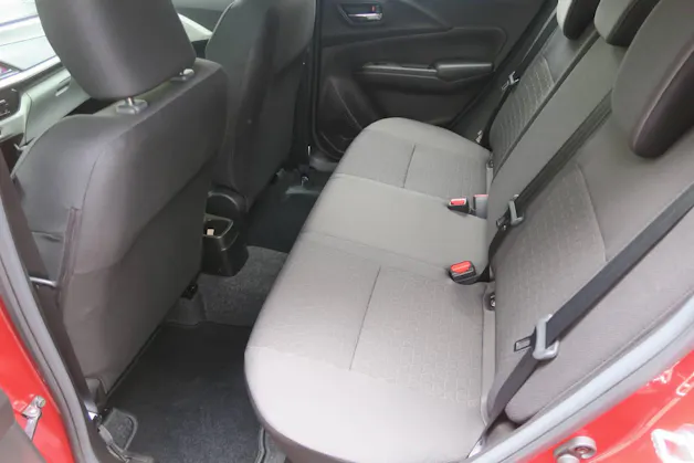 Suzuki Swift 1.2 Sakura Hybrid