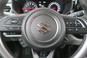 Suzuki Swift 1.2 Sakura Hybrid