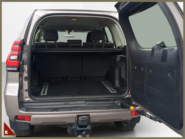 Toyota Land Cruiser 2.8 D 204 Comfort