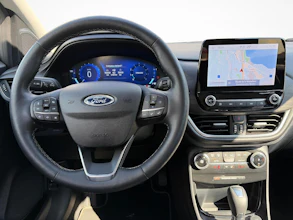 https://vehicle.imgix.net/4317229/11feee26-94c0-4a08-98a7-377505ebcb40.jpg