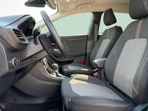 https://vehicle.imgix.net/4317229/14b7772e-4bad-4e5d-877a-00f35be6034d.jpg