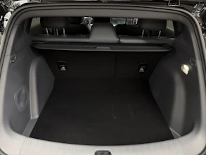 https://vehicle.imgix.net/4317289/f7efb96b-3dab-4f8e-9057-16204e39698c.jpg