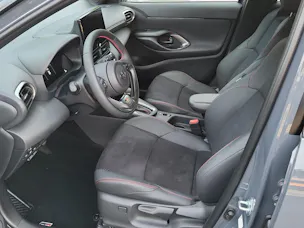 Toyota Yaris Cross 1.5 VVT-i HSD GR Sport FWD