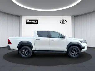 Toyota Hilux Double Cab.-Pick-up 2.8 Invincible AWD