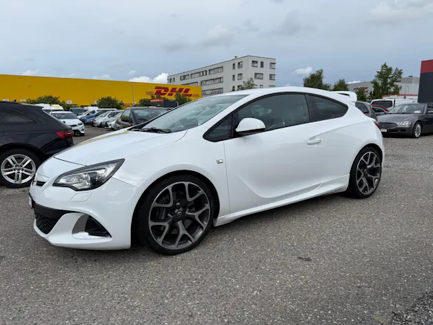 Opel Astra GTC 2.0i Turbo OPC S/S