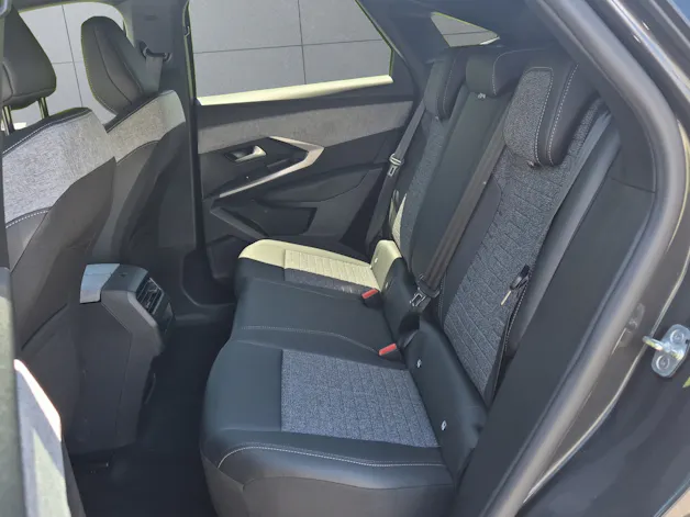 Peugeot 3008 e-Allure Premium AWD