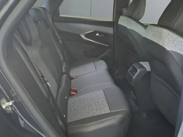 Peugeot 3008 e-Allure Premium AWD