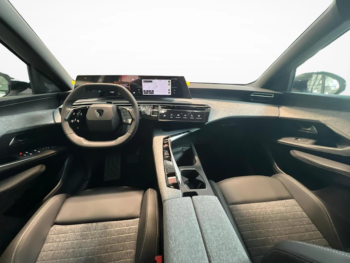 image du véhicule PEUGEOT 3008