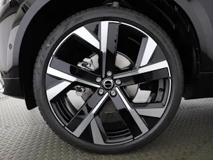 Volvo XC60 2.0 B5 MH Black Edition AWD
