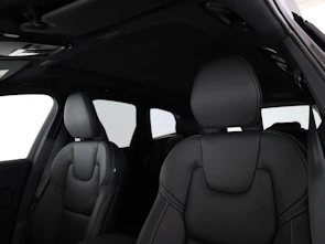 image du véhicule VOLVO XC60 2.0 B5 MH Black Edition AWD
