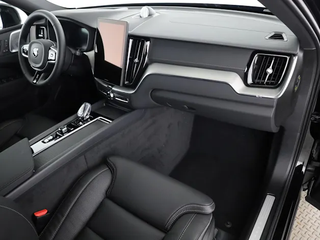 Volvo XC60 2.0 B5 MH Black Edition AWD
