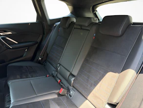 https://vehicle.imgix.net/4317385/19c395f4-0741-4dc4-ac28-adef40dc2fd7.jpg