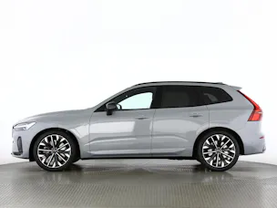 VOLVO XC60 2.0 B5 MH Ultra Dark AWD