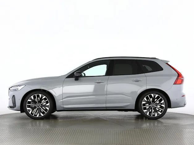 Volvo XC60 2.0 B5 MH Ultra Dark AWD