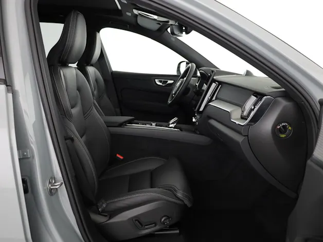 Volvo XC60 2.0 B5 MH Ultra Dark AWD
