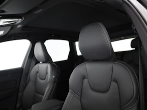 https://vehicle.imgix.net/4317391/6c1744f7-cb87-4418-98b8-475e32ff935a.jpg