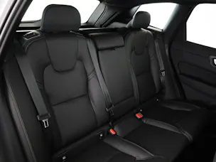 VOLVO XC60 2.0 B5 MH Ultra Dark AWD