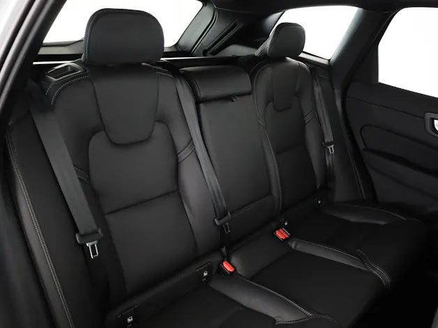 Volvo XC60 2.0 B5 MH Ultra Dark AWD