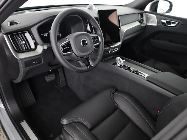 Volvo XC60 2.0 B5 MH Ultra Dark AWD