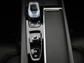 https://vehicle.imgix.net/4317391/a84a5451-0bf1-4066-b688-568c7ef05b3d.jpg