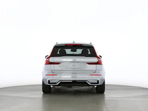 Fahrzeugbild VOLVO XC60 2.0 B5 MH Ultra Dark AWD