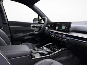 https://vehicle.imgix.net/4317415/2f9f180f-0543-4fb3-a30b-184976fdbc83.jpg