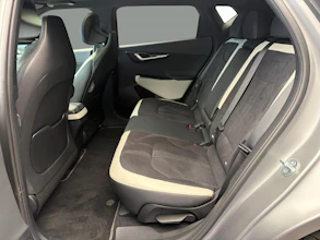 https://vehicle.imgix.net/4317428/c4d219e1-3c22-4ddc-9c10-8479abb9a49b.jpg