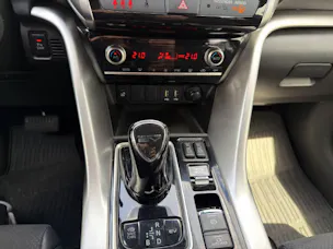 Mitsubishi Eclipse Cross 2.4 PHEV Intense 4x4 **inkl. AHK**