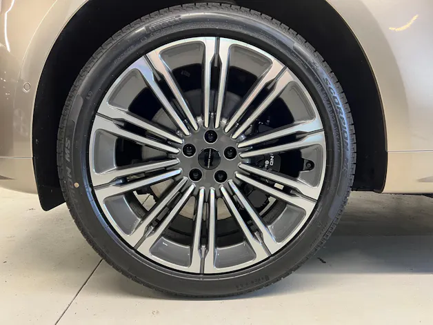 Land Rover Range Rover Sport 3.0 I6 P550e Autobiography