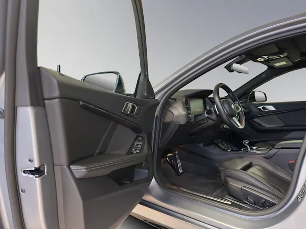 BMW M135i xDrive