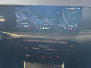 BMW 320d xDrive SAG