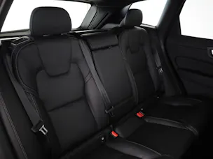 VOLVO XC60 2.0 B5 MH Black Edition AWD