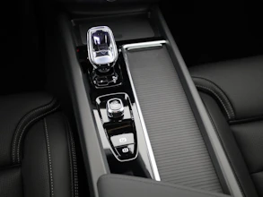 https://vehicle.imgix.net/4317495/b42ec915-92ec-4731-9c5d-9da3e9401b7c.jpg