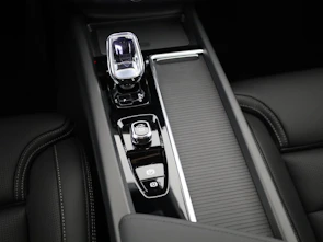 Fahrzeugbild VOLVO XC60 2.0 B5 MH Black Edition AWD