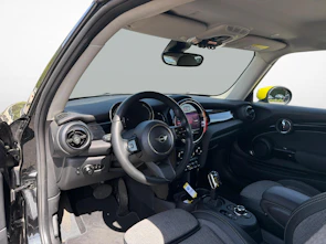 Fahrzeugbild MINI F56 Cooper SE